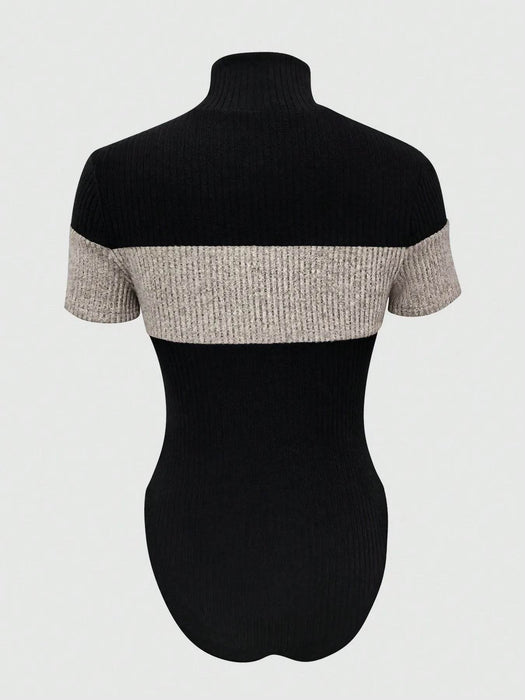 Color Block Turtleneck Ribbed Bodysuit - Byyde