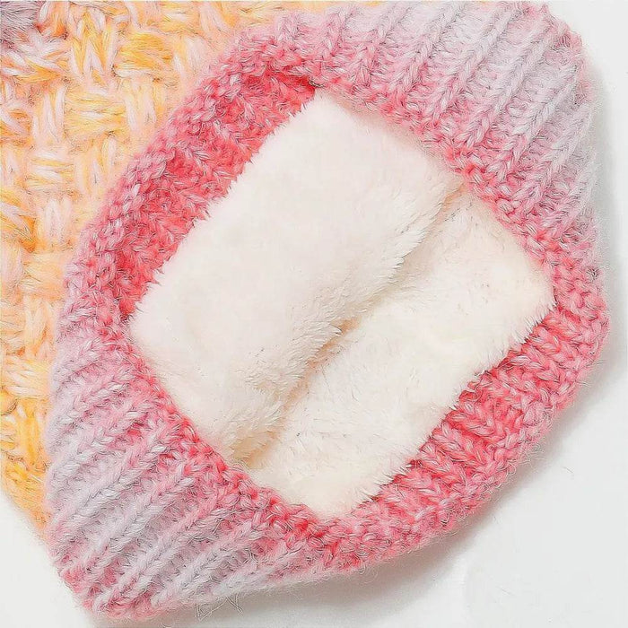 Gradient Knit Hat with Pompom - Byyde