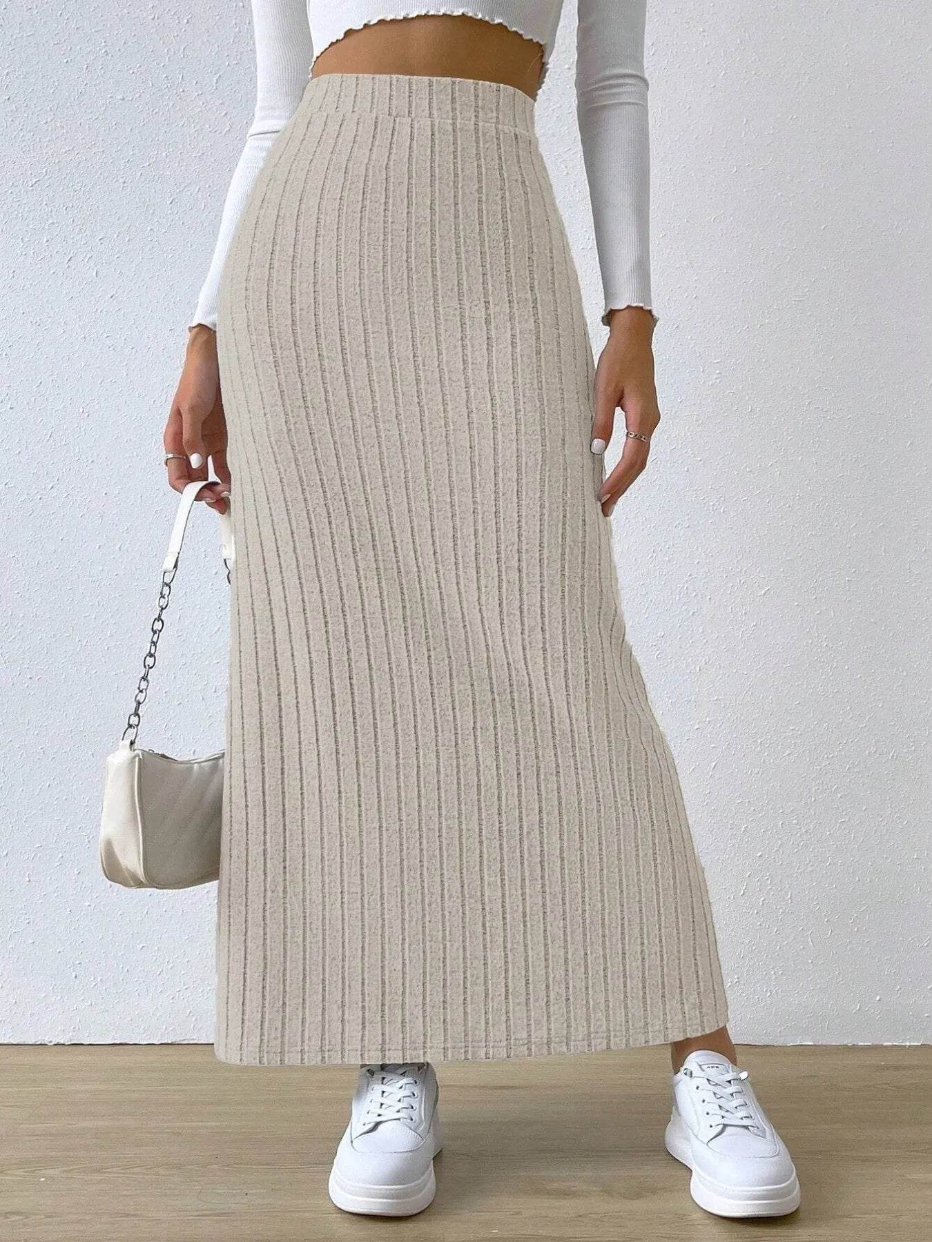High Waist Ribbed Knit Maxi Skirt - Byyde