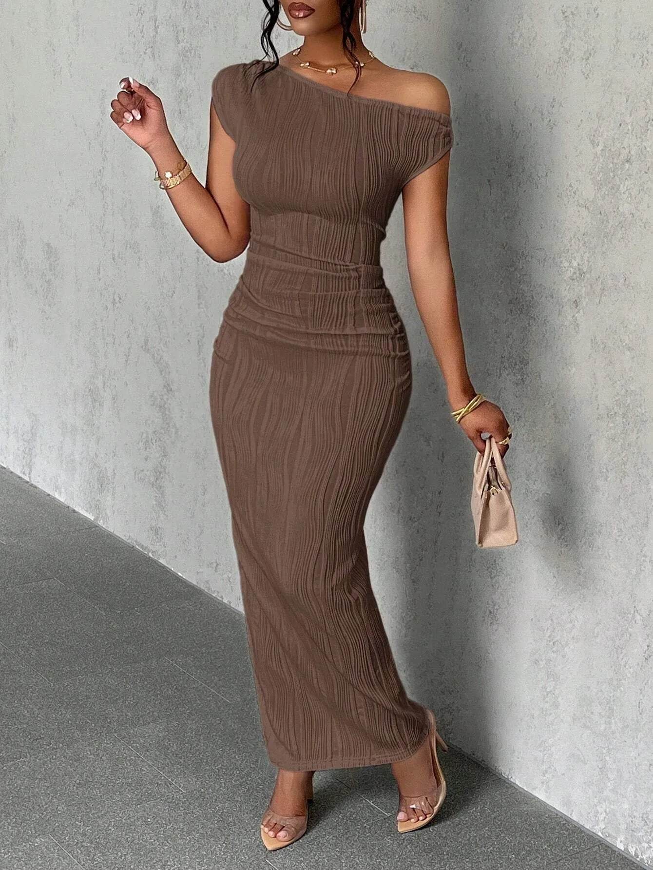 Asymmetrical One Shoulder Bodycon Maxi Dress - Byyde