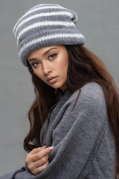 Fuzzy Contrast Striped Thermal Hat - Byyde
