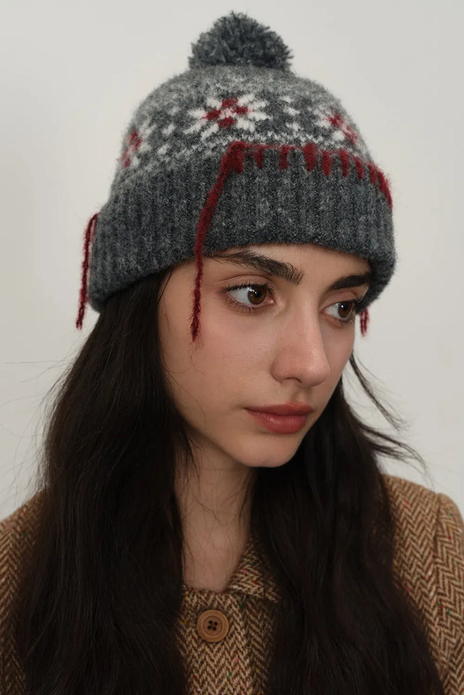 Seam Trim Geometric Knit Hat - Byyde