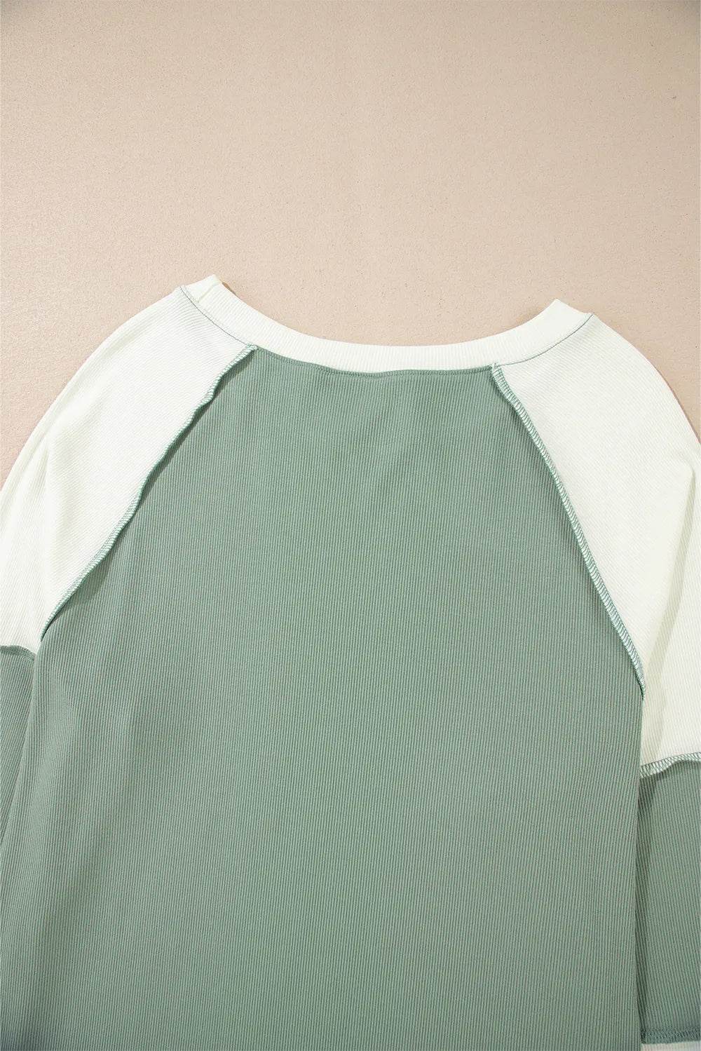 Color Block Round Neck Raglan Sleeve Top - Byyde