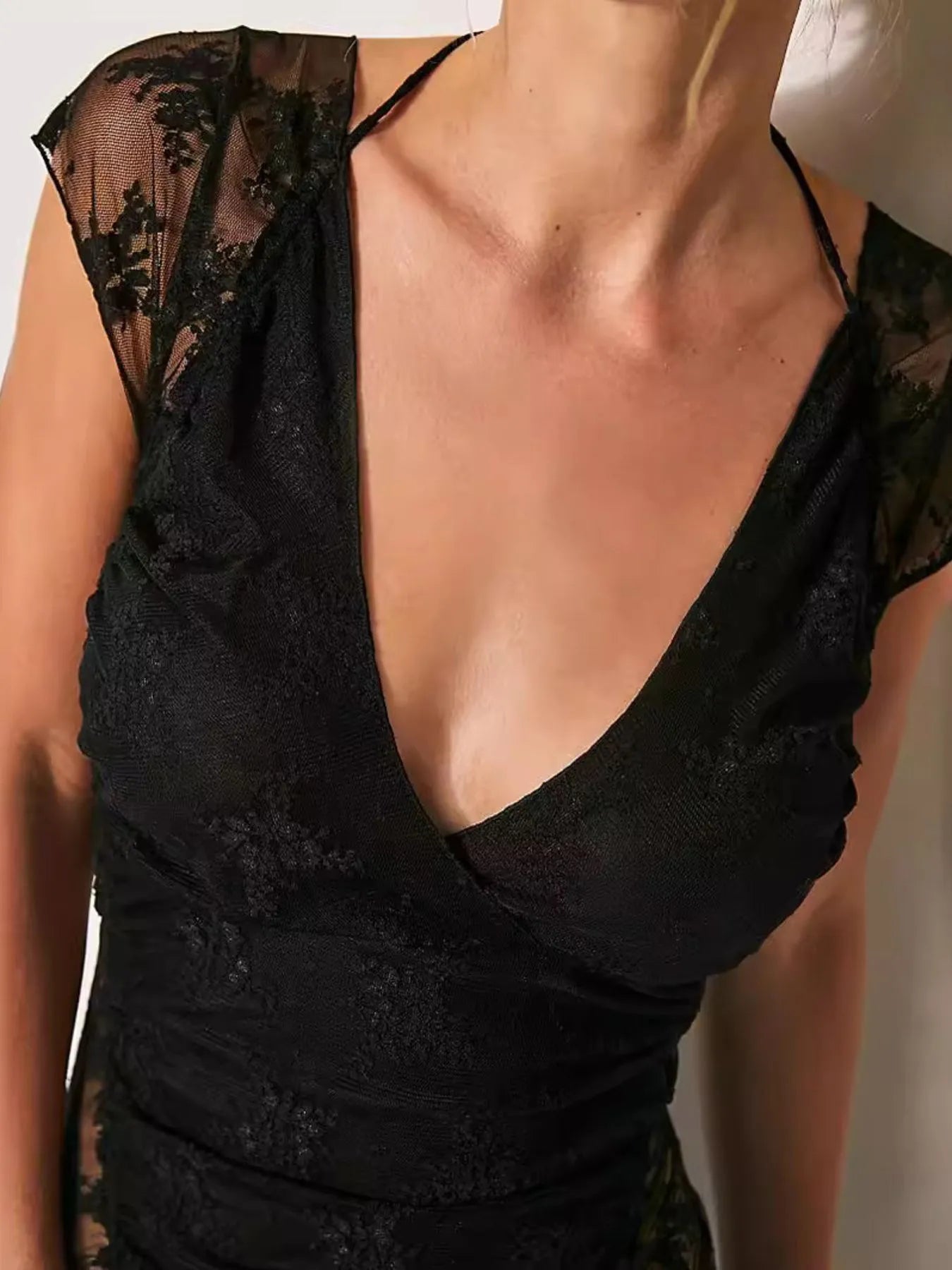 Lace Cap Sleeve Ruched T-Shirt - Byyde